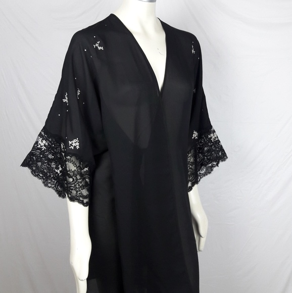 Victoria's Secret Collection Embroidered Robe - Picture 4 of 5